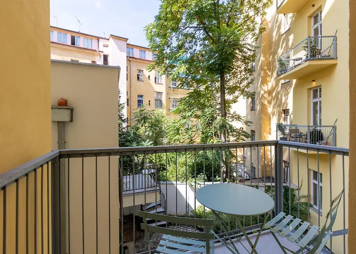 Quiet And Stylish Near Wenceslas Square Apartament Praga
