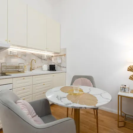 Quiet And Stylish Near Wenceslas Square * Prag